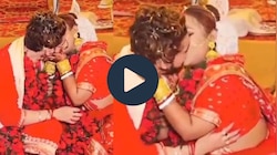 Viral Video: ಡುಂ ಡುಂ ಡೋಲ್ ರಾಕ್ ಅಂಡ್ ರೋಲ್..‌ ಹಸೆಮಣೆ ಮೇಲೆ ಫಸ್ಟ್‌ನೈಟ್‌ಗೆ ಸಜ್ಜಾದ ಜೋಡಿ! ಮದುವೆ ಮಂಟಪದಲ್ಲೇ....
