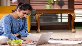 ಸರ್ಕಾರಿ ನೌಕರರಿಗೆ ವಾರದಲ್ಲಿ 2 ದಿನ 'Work From Home' ಘೋಷಣೆ..! 