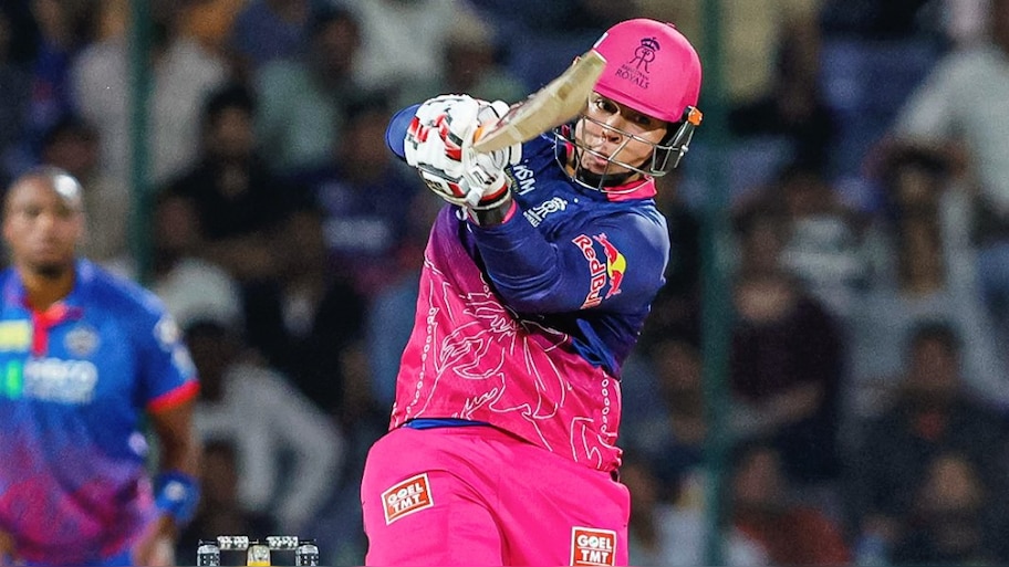 IPL  2026: ಅಭಿಷೇಕ್ ಶರ್ಮಾ ಸಿಕ್ಸರ್ ದಾಖಲೆ ಧೂಳೀಪಟ ಮಾಡಿದ ವೈಭವ್ ಸೂರ್ಯವಂಶಿ..!