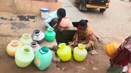 ರಾಯಚೂರಿನಲ್ಲಿ ಭೀಕರ ಬರಗಾಲ: ಬಿಂದಿಗೆ ನೀರಿಗಾಗಿ ಮಹಿಳೆಯರ ಕಿತ್ತಾಟ, ಹನಿ ನೀರಿಗೂ ಹಾಹಾಕಾರ!