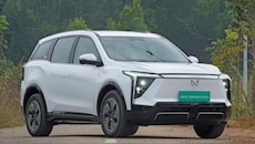 ₹4 ಲಕ್ಷಕ್ಕೂ ಕಡಿಮೆ ಡೌನ್ ಪೇಮೆಂಟ್! 6 ಸೀಟರ್ Mahindra XEV 9S ಖರೀದಿಗೆ EMI ಎಷ್ಟು ಗೊತ್ತಾ?