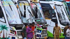 ಗೌರಿ- ಗಣೇಶ ಹಬ್ಬಕ್ಕೆ ಊರಿಗೆ ಹೋಗುವ ಮೊದಲು ಒಮ್ಮೆ ಯೋಚಿಸಿ.. ಬಸ್‌ ಟಿಕೆಟ್‌ ರೇಟ್‌ ಕೇಳಿದ್ರೆ ಶಾಕ್‌ ಆಗುತ್ತೆ