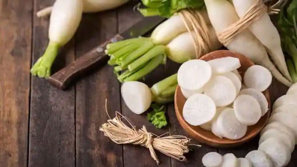 Radish In Winter Know the amazing health benefits of Radish Radish