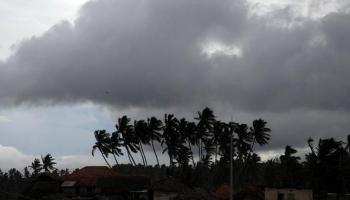 ಕುಂದಾನಗರಿಗೆ ತಟ್ಟಿದ ಒಖಿ ಚಂಡಮಾರುತ ಎಫೆಕ್ಟ್