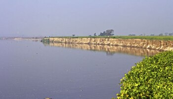 ದೆಹಲಿಯಲ್ಲಿ ಅಪಾಯದ ಮಟ್ಟ ಮೀರಿದ ಯಮುನಾ ನದಿ