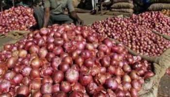 ಕೊಳ್ಳುವವರ ಕಣ್ಣಲ್ಲಿ ನೀರು ತರಿಸಿದ ಈರುಳ್ಳಿ!