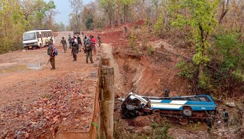 Chhattisgarh: ನಕ್ಷಲರು ಹಾಗೂ ಭದ್ರತಾಪಡೆಗಳ ನಡುವೆ ಘರ್ಷಣೆ, 5 ಜವಾನರು ಹುತಾತ್ಮ