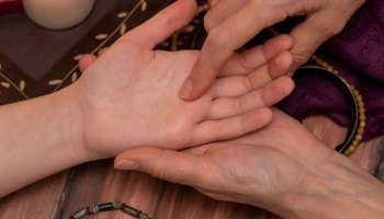 Palmistry Reading : ಅಂಗೈನ ಈ 5 ರೇಖೆಗಳು ನಿಮ್ಮ ಅದೃಷ್ಟ ಸಂಕೇತ ; ನಿಮಗೆ ಒಲಿಯಲಿದೆ ಶ್ರೀಮಂತಿಕೆ 