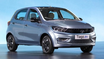 Tata Tiago EV: ಬಿಡುಗಡೆಯಾಗುತ್ತಲೇ ಮಾರುಕಟ್ಟೆಯಲ್ಲಿ ಧೂಳೆಬ್ಬಿಸಿದೆ ಈ ಇಲೆಕ್ಟ್ರಿಕ್ ಕಾರ್