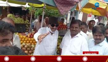 Vatal Nagaraj Election Campaign by selling fruit