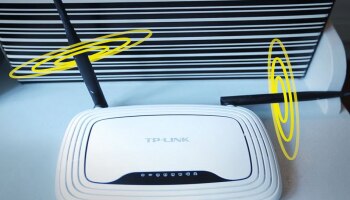 WiFi Router: ನಿಮ್ಮ ಮನೆಯಲ್ಲಿಯೂ ರಾತ್ರಿ ಇಡೀ ವೈಫೈ ರೌಟರ್ ಆನ್ ಇರುತ್ತಾ? ಇಂದೇ ಎಚ್ಚೆತ್ತುಕೊಳ್ಳಿ