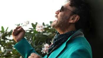 ಕಡಲೆಕಾಯಿ, ಸಿಗರೇಟ್ ಮಾರುತ್ತ 33 ವರ್ಷ ಕಳೆದ ಈ ಸೂಪರ್‌ಸ್ಟಾರ್ ಇಂದು 200 ಕೋಟಿ ಒಡೆಯ!