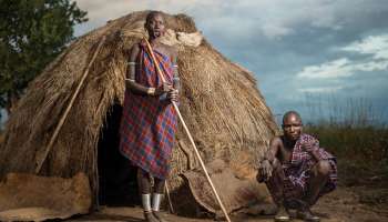 ಜಗತ್ತಿನ ಅತ್ಯಂತ ಕ್ರೂರ ಬುಡಕಟ್ಟು.. ಇಲ್ಲಿನ ಹುಡುಗಿಯರು ದೇಹದ ಆ ಭಾಗ ಕತ್ತರಿಸಿಕೊಳ್ಳಲೇಬೇಕು! 