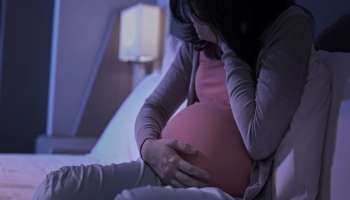 ಪ್ರೀತಿಯ ಹೆಸರಲ್ಲಿ ಮೋಸ: ಮದುವೆಯಾಗುವುದಾಗಿ ನಂಬಿಸಿ ಗರ್ಭಿಣಿ ಮಾಡಿ ಬಿಟ್ಟು ಹೋದ ಪ್ರೇಮಿ ಜೊತೆಗೀಗ ಗಲಾಟೆ