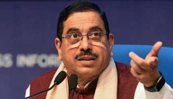 ದೆಹಲಿ ಸ್ಫೋಟದಲ್ಲೂ ಕಾಂಗ್ರೆಸ್‌ ಕೆಟ್ಟ ರಾಜಕಾರಣ : ಕೇಂದ್ರ ಸಚಿವ ಪ್ರಲ್ಹಾದ ಜೋಶಿ ಕಿಡಿ