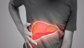 ಮದ್ಯಕ್ಕಿಂತಲೂ ಲಿವರ್‌ಗೆ ಹೆಚ್ಚು ಹಾನಿ ಮಾಡುವ ಆಹಾರ ಇದು! ಇಂದೇ ತಿನ್ನುವುದನ್ನ ನಿಲ್ಲಿಸಿ...