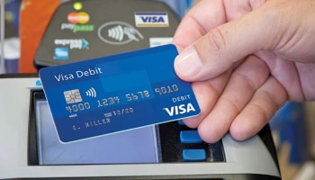 ಈ ಐದು ಸ್ಥಳಗಳಲ್ಲಿ ನಿಮ್ಮ ಡೆಬಿಟ್ ಕಾರ್ಡ್ ಅನ್ನು ತಪ್ಪಾಗಿ ಬಳಸಬೇಡಿ..ಏಕೆ ಗೊತ್ತಾ?
