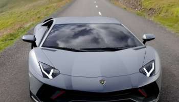 ಭಾರತದಲ್ಲಿ ಲ್ಯಾಂಬೋರ್ಘೀನಿ ಬೆಲೆ ಎಷ್ಟು ಗೊತ್ತಾ? ದೇಶದಲ್ಲಿ ಈ ಕಾರನ್ನು ಖರೀದಿಸಿದವರೆಷ್ಟು?