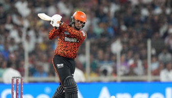 ಸಿಕ್ಸರ್‌ಗಳ ಸರದಾರ ಅಭಿಷೇಕ್ ಅಬ್ಬರ: ಹಿಟ್‌ಮ್ಯಾನ್ ರೋಹಿತ್ ಶರ್ಮಾ ದಾಖಲೆಯ ಪಟ್ಟಿಗೆ ಎಸ್‌ಆರ್‌ಹೆಚ್ ಸ್ಟಾರ್ ಸೇರ್ಪಡೆ!