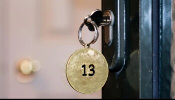 Triskaidekaphobia:  ನಂ.13ಕ್ಕೆ ಜಗತ್ತು ಹೆದರುತ್ತಾ! ಬಹುಮಹಡಿ ಕಟ್ಟಡಗಳಲ್ಲಿ 13ನೇ ಮಹಡಿ-ಹೋಟೆಲ್ ನಲ್ಲಿ ನಂ.13 ಕೋಣೆ ಯಾಕಿರಲ್ಲ?