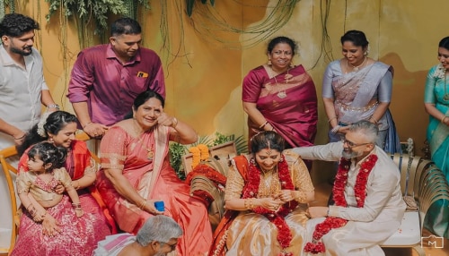 ರಹಸ್ಯವಾಗಿ 2ನೇ ಮದುವೆಯಾದ ಬಿಗ್ ಬಾಸ್ ಖ್ಯಾತಿಯ ಪ್ರಿಯಾಂಕಾ!! ಬಿಳಿಕೂದಲ ಪತಿಯ ವಯಸ್ಸು ಎಷ್ಟೆಂದ ನೆಟ್ಟಿಗರು!!