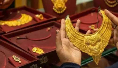 ಆಭರಣ ಖರೀದಿಸುವ ಪ್ರತಿಯೊಬ್ಬರಿಗೂ ಈ ವಿಷಯ ಗೊತ್ತಿರಲೇಬೇಕು.. ಎಷ್ಟೇ ದುಬಾರಿಯಿದ್ರೂ ಖರೀದಸಲು ಸುಲಭ ಈ 9 ಕ್ಯಾರೆಟ್ ಚಿನ್ನ