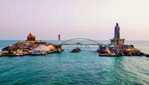 ಮೂರು ಸಮುದ್ರಗಳಿಂದ ಆವೃತವಾಗಿರುವ ಭಾರತದ ಸುಂದರ ನಗರವನ್ನು ನೋಡಿದ್ದೀರಾ? ಇತಿಹಾಸದ ಮಹತ್ತರ ಘಟನೆಗಳಿಗೆ ಮುನ್ನುಡಿ ಹಾಡಿದ ಜಾಗವಿದು 