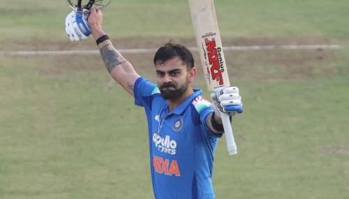 ODI ಸರಣಿಗೂ ಮೊದಲೇ ಟೆಸ್ಟ್‌ಗೆ ವಾಪಸ್‌ ಆಗಲಿರೋ ವಿರಾಟ್‌ ಕೊಹ್ಲಿ!?.. ಸ್ಟಾರ್‌ ಕ್ರಿಕೆಟರ್‌ ಬಗ್ಗೆ ಕನ್ನಡಿಗ ಹೇಳಿದ್ದೇನು?   