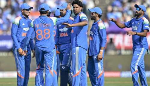 ಸ್ಟಾರ್‌ ಆಲ್‌ರೌಂಡರ್‌ ಇಡೀ ಸರಣಿಯಿಂದ ಔಟ್‌.. ಅಂತರಾಷ್ಟ್ರೀಯ ಕ್ರಿಕೆಟ್‌ ಆಡದ ಯಂಗ್‌ ಬ್ಯಾಟರ್‌ಗೆ ಒಲಿದ ಭಾರೀ ಲಕ್‌!