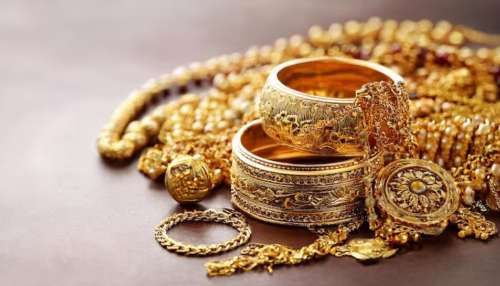 ಬೆಲೆ ಏರಿಕೆ ನಡುವೆಯೂ ಕಡಿಮೆ ಹಣದಲ್ಲಿ ಚಿನ್ನ ಖರೀದಿ ಮಾಡ್ಬೇಕಾ? ಈ ಸುಲಭ ಮಾರ್ಗದಿಂದ ಹೆಚ್ಚು ಖರ್ಚಿಲ್ಲದೆ ಸಿಗುತ್ತೆ ಶುದ್ಧ ಬಂಗಾರ..