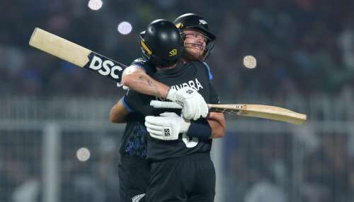 20 ಸಿಕ್ಸರ್‌ ಸಿಡಿಸಿದ ಫಿನ್‌ ಅಲೆನ್.. ಇತಿಹಾಸದಲ್ಲೇ ಇದೇ ಮೊದಲ ಬಾರಿಗೆ ಹರಿಣಗಳ ವಿರುದ್ಧ ನ್ಯೂಜಿಲೆಂಡ್‌ ಜಯಭೇರಿ!