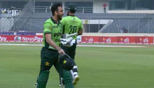 ಕ್ರಿಕೆಟ್‌ನಲ್ಲೇ ವಿಚಿತ್ರ ಔಟ್‌, ಸಹಾಯ ಮಾಡಲು ಹೋಗಿ ಬಕ್ರಾ ಆದ ಪ್ಲೇಯರ್.. ಹೆಲ್ಮೆಟ್‌, ಗ್ಲೌಸ್‌ ಎಸೆದು ಕ್ರೀಸ್‌ನಲ್ಲೇ ಆಕ್ರೋಶ..!