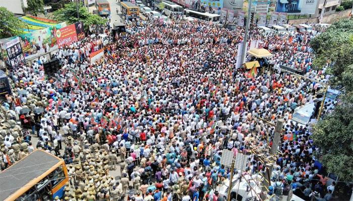 'ಮಂಗಳೂರು ಚಲೋ' ಬಿಜೆಪಿ ರಾಜ್ಯಾಧ್ಯಕ್ಷ ಬಿಎಸ್ ವೈ ಸೇರಿ ಹಲವು ನಾಯಕರ ಬಂಧನ title=