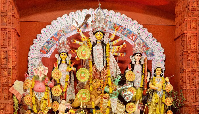 ಮೈಸೂರಿನಲ್ಲಿ ಆಯುಧ ಪೂಜೆ ವಿಶೇಷ ಮೈಸೂರಿನಲ್ಲಿ ಆಯುಧ ಪೂಜೆ ವಿಶೇಷ