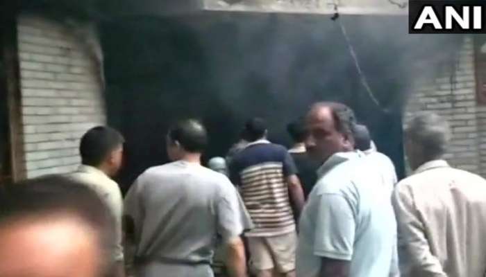 ಹಿಮಾಚಲ ಪ್ರದೇಶ: ಮಂಡಿಯ ವಸತಿ ಕಟ್ಟಡದಲ್ಲಿ ಅಗ್ನಿ ಅವಘಡ, ಐವರ ಸಾವು ಹಿಮಾಚಲ ಪ್ರದೇಶ: ಮಂಡಿಯ ವಸತಿ ಕಟ್ಟಡದಲ್ಲಿ ಅಗ್ನಿ ಅವಘಡ, ಐವರ ಸಾವು