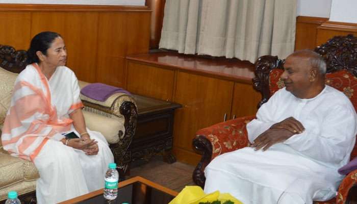 ಮಮತಾ ಬ್ಯಾನರ್ಜಿ NRC ಹೋರಾಟಕ್ಕೆ ದೇವೇಗೌಡರ ಬೆಂಬಲ ಮಮತಾ ಬ್ಯಾನರ್ಜಿ NRC ಹೋರಾಟಕ್ಕೆ ದೇವೇಗೌಡರ ಬೆಂಬಲ
