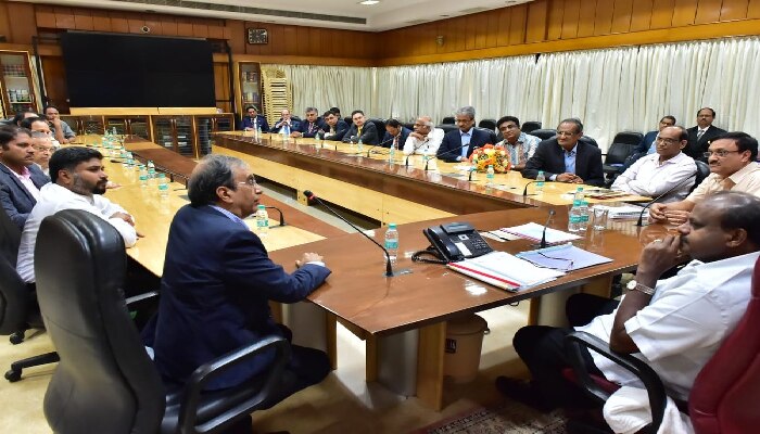 ಪ್ರವಾಸೋದ್ಯಮ ಅಭಿವೃದ್ಧಿಗೆ ಕ್ರಮ ಕೈಗೊಳ್ಳಿ; ಅಧಿಕಾರಿಗಳಿಗೆ ಸಿಎಂ ಸೂಚನೆ ಪ್ರವಾಸೋದ್ಯಮ ಅಭಿವೃದ್ಧಿಗೆ ಕ್ರಮ ಕೈಗೊಳ್ಳಿ; ಅಧಿಕಾರಿಗಳಿಗೆ ಸಿಎಂ ಸೂಚನೆ