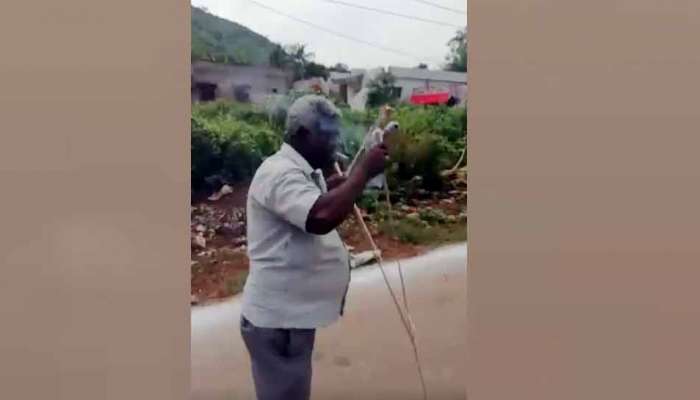 Viral VIDEO: ಈ ವ್ಯಕ್ತಿ ರಾಕೆಟ್ ಹಾರಿಸಿ 'ನಾಸಾ'ಗೆ Sorry ಅಂದಿದ್ದು ಯಾಕೆ? Viral VIDEO: ಈ ವ್ಯಕ್ತಿ ರಾಕೆಟ್ ಹಾರಿಸಿ 'ನಾಸಾ'ಗೆ Sorry ಅಂದಿದ್ದು ಯಾಕೆ?