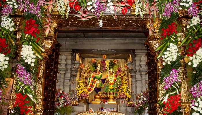 ಶ್ರೀ ಕೃಷ್ಣ ಜನ್ಮಾಷ್ಟಮಿ 2018: ಪ್ರಧಾನಿ ಸೇರಿ ಗಣ್ಯರಿಂದ ಜನತೆಗೆ ಶುಭಾಶಯ ಶ್ರೀ ಕೃಷ್ಣ ಜನ್ಮಾಷ್ಟಮಿ 2018: ಪ್ರಧಾನಿ ಸೇರಿ ಗಣ್ಯರಿಂದ ಜನತೆಗೆ ಶುಭಾಶಯ