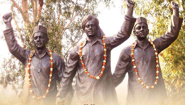 ಇಂದು ಭಗತ್ ಸಿಂಗ್ ಹುಟ್ಟುಹಬ್ಬ: ಇಲ್ಲಿವೆ ಕ್ರಾಂತಿಕಾರಿಯ ಪ್ರಸಿದ್ದ ನುಡಿಮುತ್ತುಗಳು ಇಂದು ಭಗತ್ ಸಿಂಗ್ ಹುಟ್ಟುಹಬ್ಬ: ಇಲ್ಲಿವೆ ಕ್ರಾಂತಿಕಾರಿಯ ಪ್ರಸಿದ್ದ ನುಡಿಮುತ್ತುಗಳು