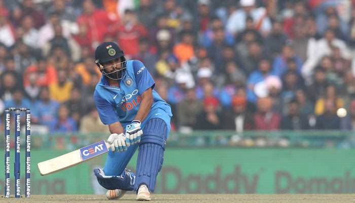 ಟ್ವೆಂಟಿ ಕ್ರಿಕೆಟ್: ರೋಹಿತ್ ಶರ್ಮಾ 4 ನೇ ಶತಕ; ವಿರಾಟ್ ಕೊಹ್ಲಿ ದಾಖಲೆ ಉಡೀಸ್ ! ಟ್ವೆಂಟಿ ಕ್ರಿಕೆಟ್: ರೋಹಿತ್ ಶರ್ಮಾ 4 ನೇ ಶತಕ; ವಿರಾಟ್ ಕೊಹ್ಲಿ ದಾಖಲೆ ಉಡೀಸ್ !