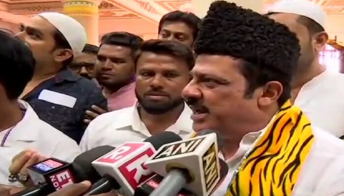 ರಾಮಮಂದಿರ ನಿರ್ಮಾಣಕ್ಕೆ ನಮ್ಮ ವಿರೋಧವಿಲ್ಲ, ಹಕ್ಕೊತ್ತಾಯ ಮಾಡುತ್ತಿದ್ದೇವೆ ಅಷ್ಟೇ: ಜಮೀರ್ ಖಾನ್ ರಾಮಮಂದಿರ ನಿರ್ಮಾಣಕ್ಕೆ ನಮ್ಮ ವಿರೋಧವಿಲ್ಲ, ಹಕ್ಕೊತ್ತಾಯ ಮಾಡುತ್ತಿದ್ದೇವೆ ಅಷ್ಟೇ: ಜಮೀರ್ ಖಾನ್