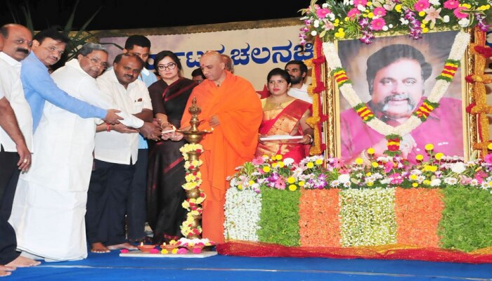 ಮೈಸೂರಿನಲ್ಲಿ ಫಿಲಂ ಸಿಟಿ, ರಾಮನಗರದಲ್ಲಿ ಫಿಲಂ ಯೂನಿವರ್ಸಿಟಿ ನಿರ್ಮಾಣ: ಸಿಎಂ ಕುಮಾರಸ್ವಾಮಿ ಮೈಸೂರಿನಲ್ಲಿ ಫಿಲಂ ಸಿಟಿ, ರಾಮನಗರದಲ್ಲಿ ಫಿಲಂ ಯೂನಿವರ್ಸಿಟಿ ನಿರ್ಮಾಣ: ಸಿಎಂ ಕುಮಾರಸ್ವಾಮಿ