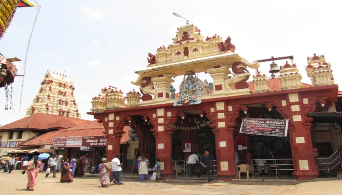 ಉಡುಪಿಯಲ್ಲಿ ಎಡೆಸ್ನಾನ, ಮಡೆಸ್ನಾನಕ್ಕೆ ಬ್ರೇಕ್ ಹಾಕಿದ ಕೃಷ್ಣಮಠ ಉಡುಪಿಯಲ್ಲಿ ಎಡೆಸ್ನಾನ, ಮಡೆಸ್ನಾನಕ್ಕೆ ಬ್ರೇಕ್ ಹಾಕಿದ ಕೃಷ್ಣಮಠ