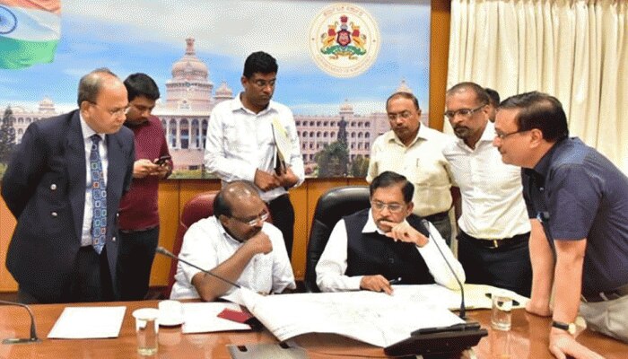 ಬೆಂಗಳೂರು ಸಬ್ ಅರ್ಬನ್ ರೈಲ್ವೆ ಯೋಜನೆ: ತಾಂತ್ರಿಕ ಅಂಶಗಳ ಬಗ್ಗೆ ಚರ್ಚಿಸಿ ಎಂದ ಸಿಎಂ ಬೆಂಗಳೂರು ಸಬ್ ಅರ್ಬನ್ ರೈಲ್ವೆ ಯೋಜನೆ: ತಾಂತ್ರಿಕ ಅಂಶಗಳ ಬಗ್ಗೆ ಚರ್ಚಿಸಿ ಎಂದ ಸಿಎಂ