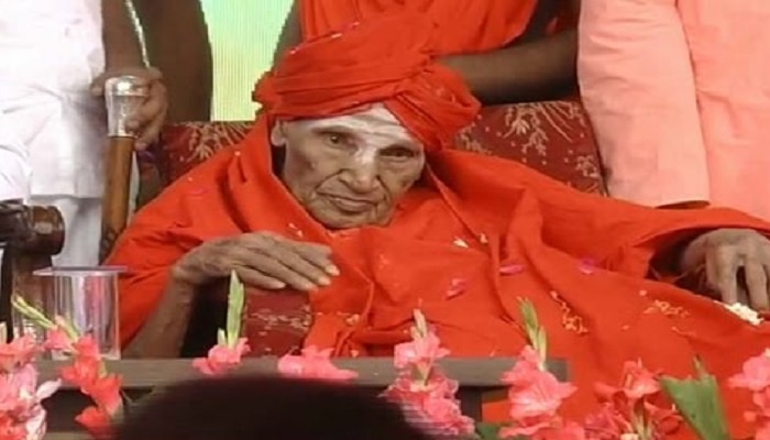 ಆಸ್ಪತ್ರೆಯಿಂದ ಮಠಕ್ಕೆ ಸಿದ್ದಗಂಗಾ ಶ್ರೀ ಶಿಫ್ಟ್ ಆಸ್ಪತ್ರೆಯಿಂದ ಮಠಕ್ಕೆ ಸಿದ್ದಗಂಗಾ ಶ್ರೀ ಶಿಫ್ಟ್