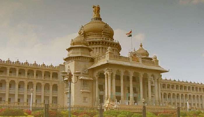ಹಲವು ಅಸ್ಥಿರತೆಗಳ ನಡುವೆ ಇಂದಿನಿಂದ ವಿಧಾನಸಭಾ ಅಧಿವೇಶನ ಪ್ರಾರಂಭ ಹಲವು ಅಸ್ಥಿರತೆಗಳ ನಡುವೆ ಇಂದಿನಿಂದ ವಿಧಾನಸಭಾ ಅಧಿವೇಶನ ಪ್ರಾರಂಭ