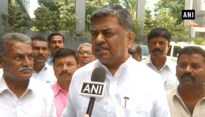 ಪುಲ್ವಾಮಾ ದಾಳಿ ಮೋದಿ-ಇಮ್ರಾನ್ ಖಾನ್ ನಡುವಿನ ಮ್ಯಾಚ್ ಫಿಕ್ಸಿಂಗ್: ಬಿ.ಕೆ.ಹರಿಪ್ರಸಾದ್ ಆರೋಪ ಪುಲ್ವಾಮಾ ದಾಳಿ ಮೋದಿ-ಇಮ್ರಾನ್ ಖಾನ್ ನಡುವಿನ ಮ್ಯಾಚ್ ಫಿಕ್ಸಿಂಗ್: ಬಿ.ಕೆ.ಹರಿಪ್ರಸಾದ್ ಆರೋಪ