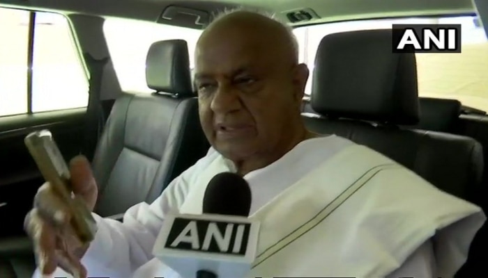 ನಾಳೆ ನಾಮಪತ್ರ ಸಲ್ಲಿಸುತ್ತೇನೆ: ಹೆಚ್.ಡಿ.ದೇವೇಗೌಡ ನಾಳೆ ನಾಮಪತ್ರ ಸಲ್ಲಿಸುತ್ತೇನೆ: ಹೆಚ್.ಡಿ.ದೇವೇಗೌಡ