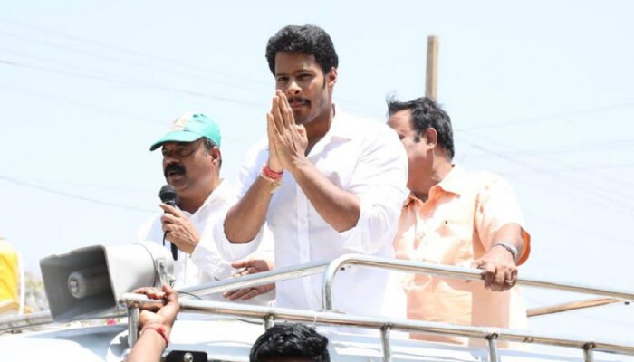ಸಿನಿಮಾ ಡೈಲಾಗ್ ಹೊಡೆದ ಹಾಗಲ್ಲ ರಾಜಕೀಯ ಮಾಡೋದು: ನಿಖಿಲ್ ಕುಮಾರಸ್ವಾಮಿ ಸಿನಿಮಾ ಡೈಲಾಗ್ ಹೊಡೆದ ಹಾಗಲ್ಲ ರಾಜಕೀಯ ಮಾಡೋದು: ನಿಖಿಲ್ ಕುಮಾರಸ್ವಾಮಿ